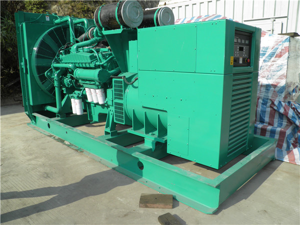 魏都出租发电机 发电机组厂家：柴油发电机组的控制屏的作用是什么？