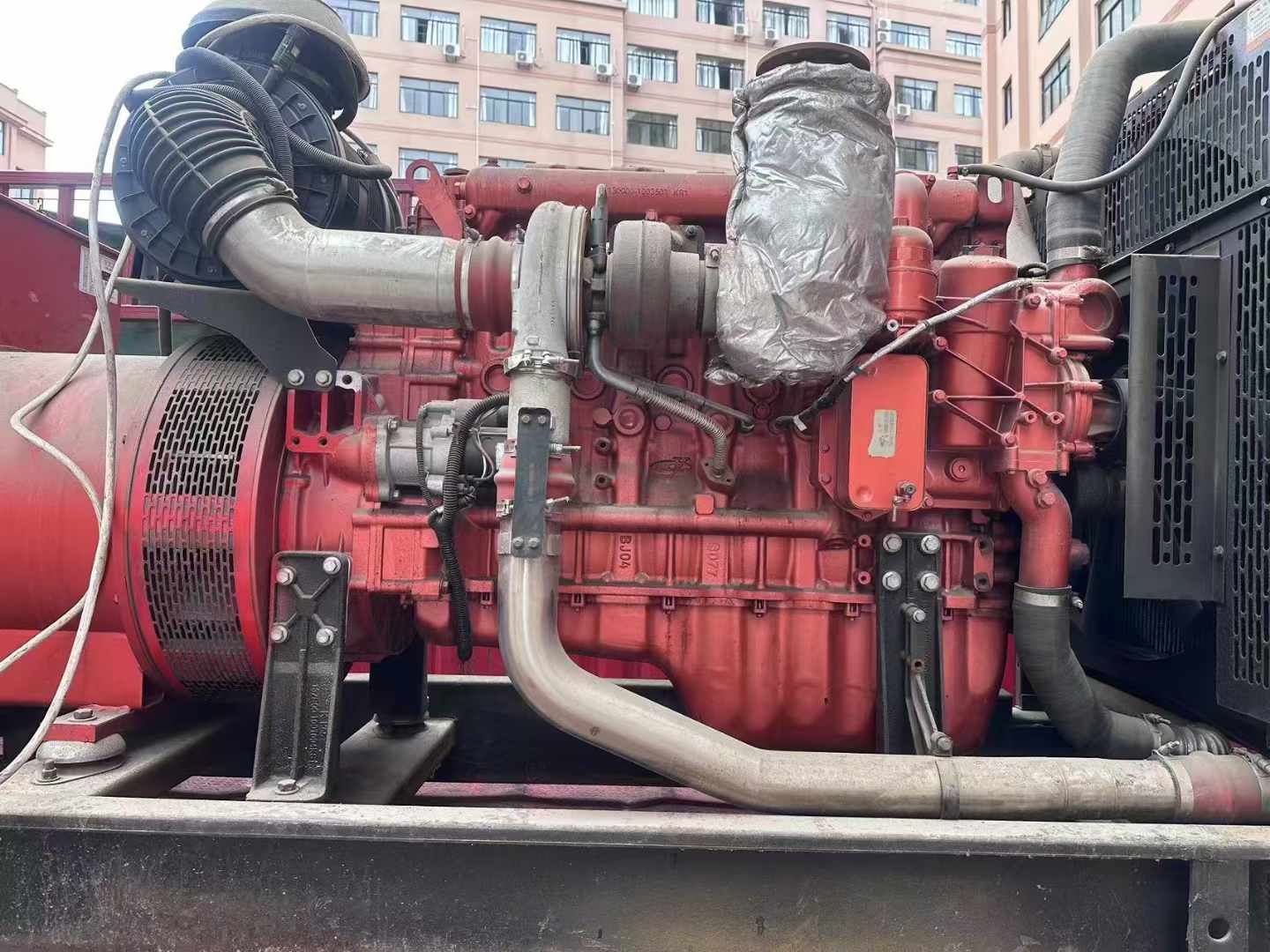 魏都如何选择适合 600kW 柴油发电机组的过载保护器？