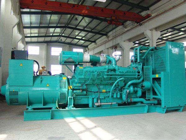 魏都影响800KW发电机组油耗的因素有哪些？